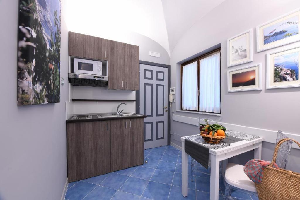 Casa Amalfi Centro Storico Apartment Ngoại thất bức ảnh